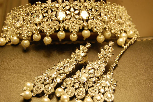 ZIRCON CHOKER SET