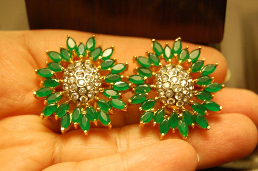 ZIRCON GREEN EARRINGS