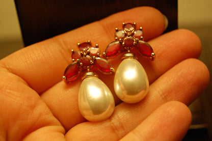 PEARL DROP WITH RED EARRINGS