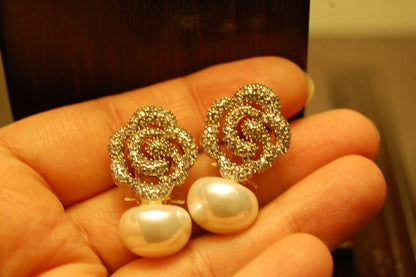 zircon earrings with pearls