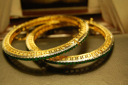 ELEGANT GREEN BANGLES