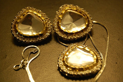 KUNDAN PENDANT SET