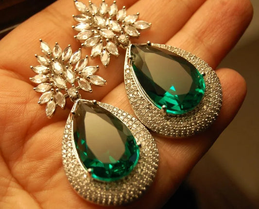 GREEN ZIRCON EARRINGS