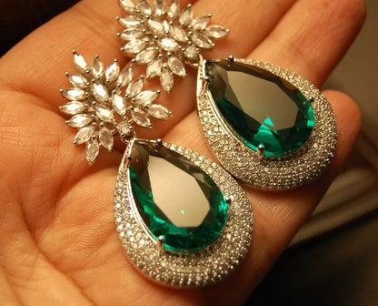 GREEN ZIRCON EARRINGS