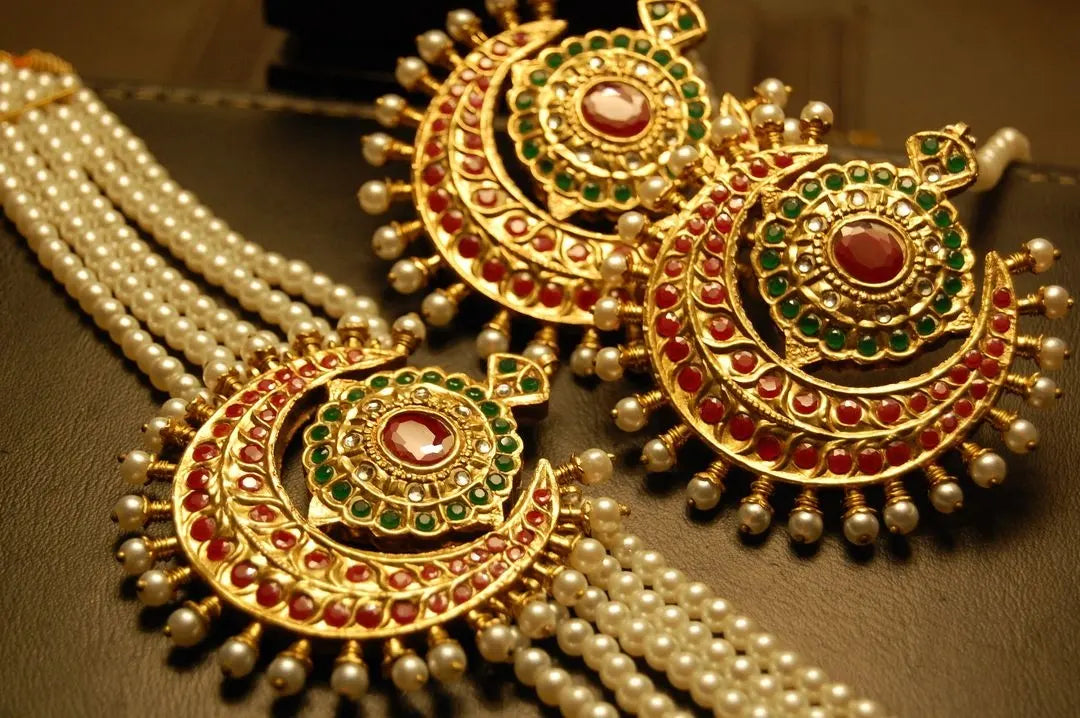 GREEN & RED CHOKER SET