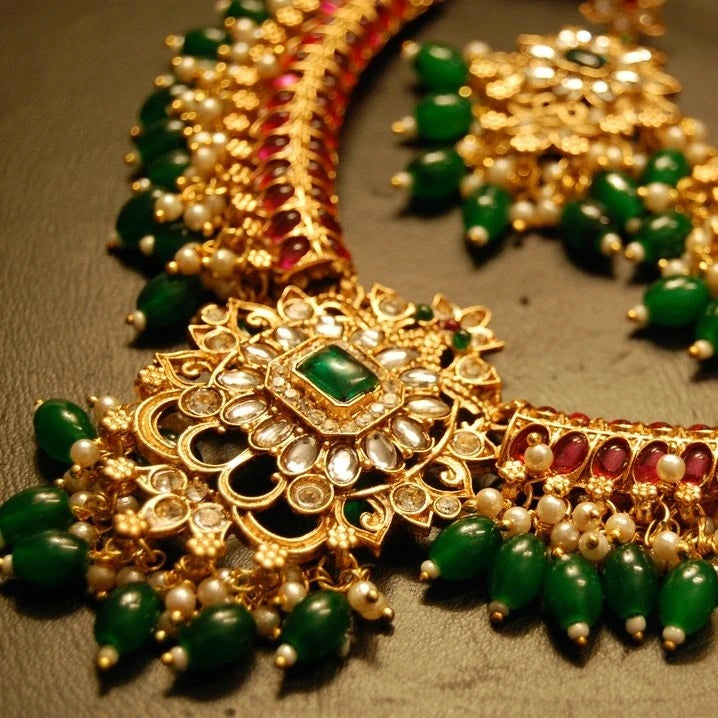 NECKLACE SET IN RED & GREEN STONES WITH KUNDAN