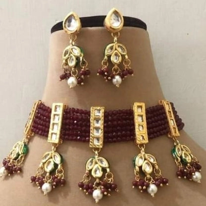 ELEGANT CHOKER KUNDAN SET IN RED