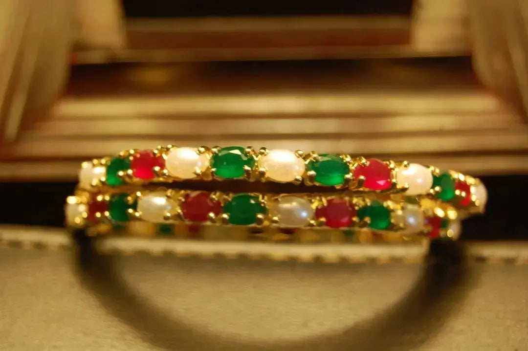 SINGLE MULTI JEWELLED BANGLE