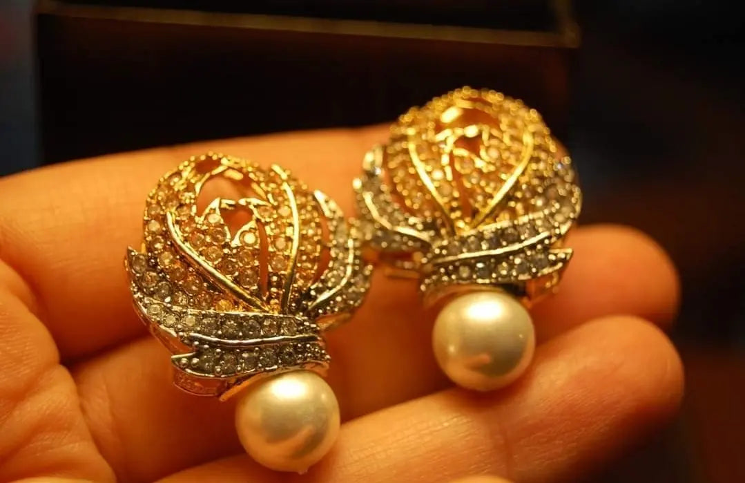 CHAMPAGNE FLORAL & ZIRCON EARRINGS