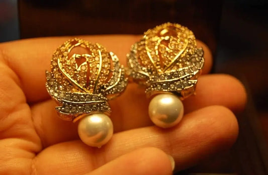 CHAMPAGNE FLORAL & ZIRCON EARRINGS