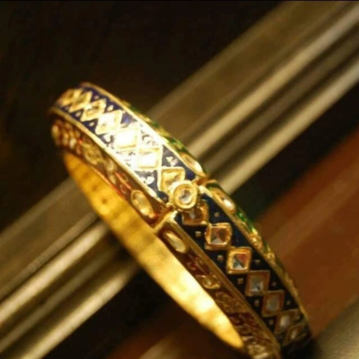KARA IN MEENA & KUNDAN