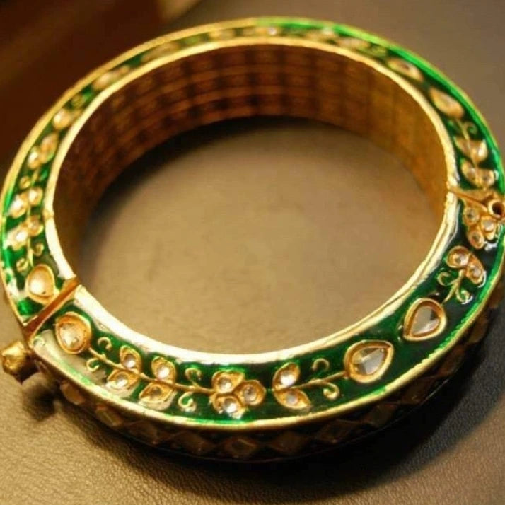 KARA IN MEENA & KUNDAN