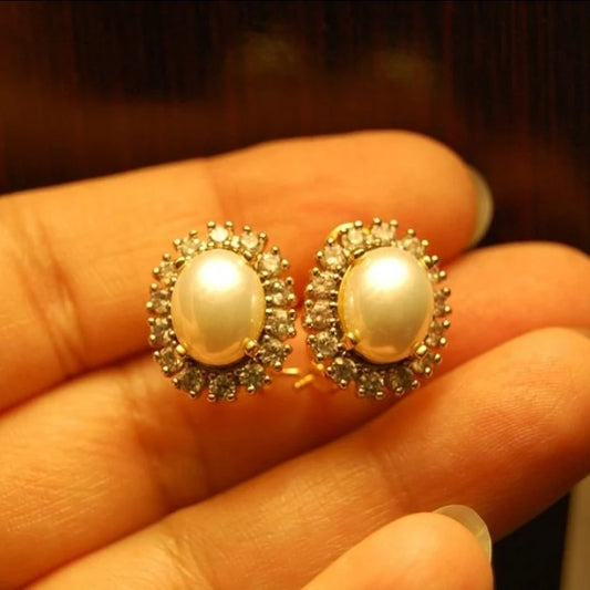 ZIRCON STUDS