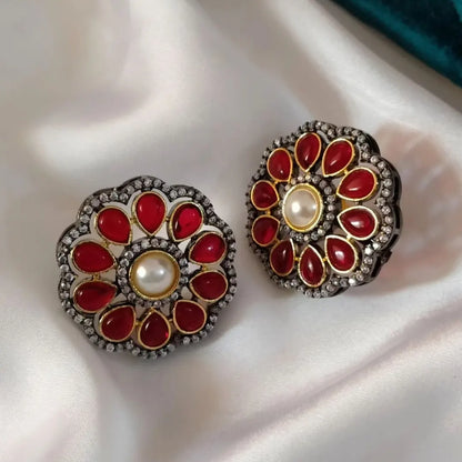 VICTORIAN EARRINGS WITH RED STONE