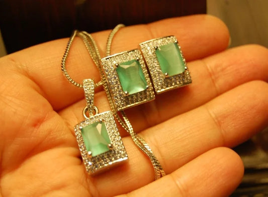 ZIRCON & JADE GREEN PENDENT SET