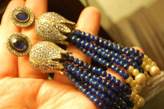 TUSSLE EARRINGS IN BLUE