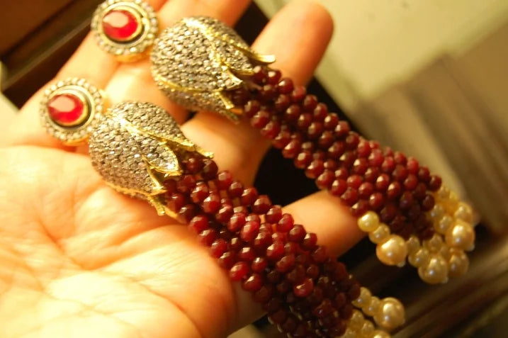 TUSSLE EARRINGS IN RED