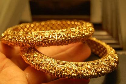 INDIAN GOLDEN KARAS