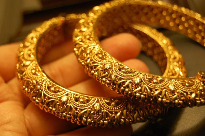 INDIAN GOLDEN KARAS