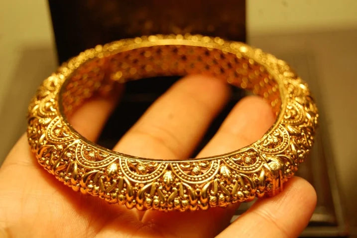 INDIAN GOLDEN KARAS