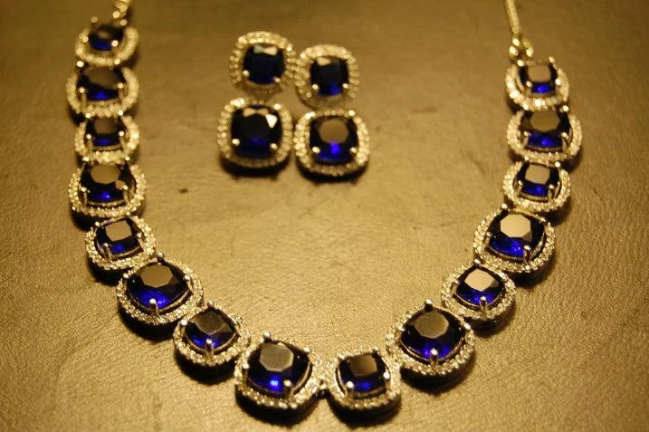 SAPPHIRE BLUE & ZIRCON NECKLACE SET