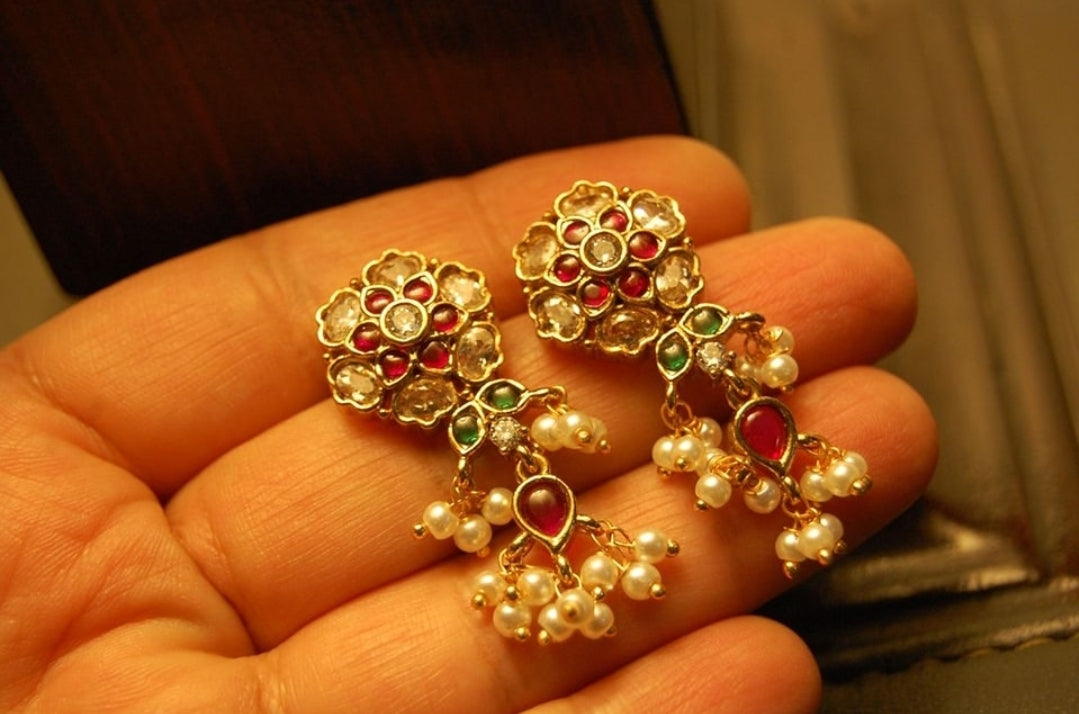 ELEGANT INDIAN KUNDAN FLORAL EARRINGS