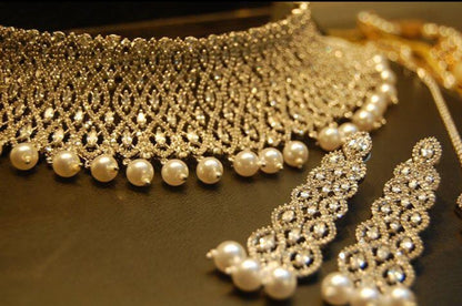 ZIRCON CHOKER SET