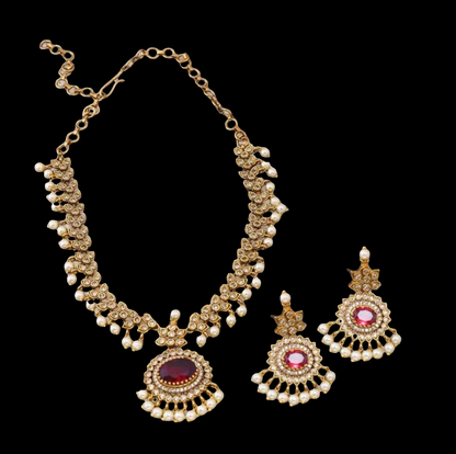 SOUTH INDIAN NECKLACE SET IN RED