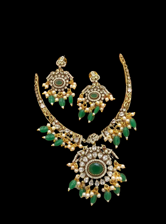 SOUTH INDIAN NECKLACE SET IN GREEN & ZIRCON