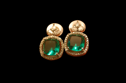 ELEGANT ZIRCON & GREEN EARRINGS