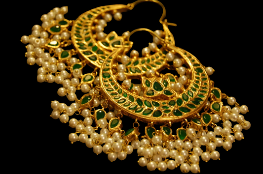 LARGE BALAS IN GREEN & PEARLS