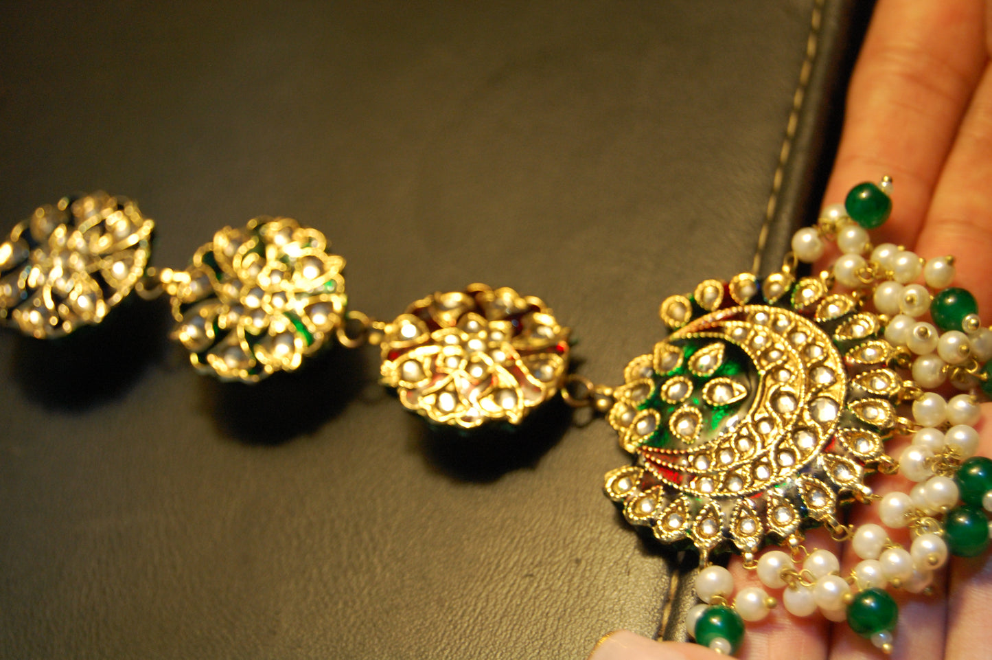 KUNDAN & MEENA BUTTON PATTI