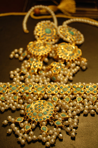 FEROZA & PEARLS CHOKER SET