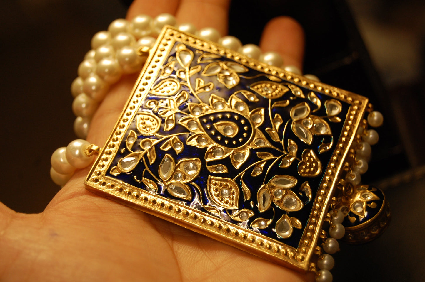 KUNDAN & BLUE MEENA MALA