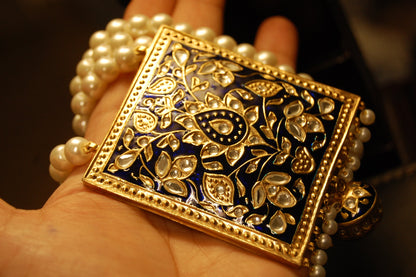 KUNDAN & BLUE MEENA MALA