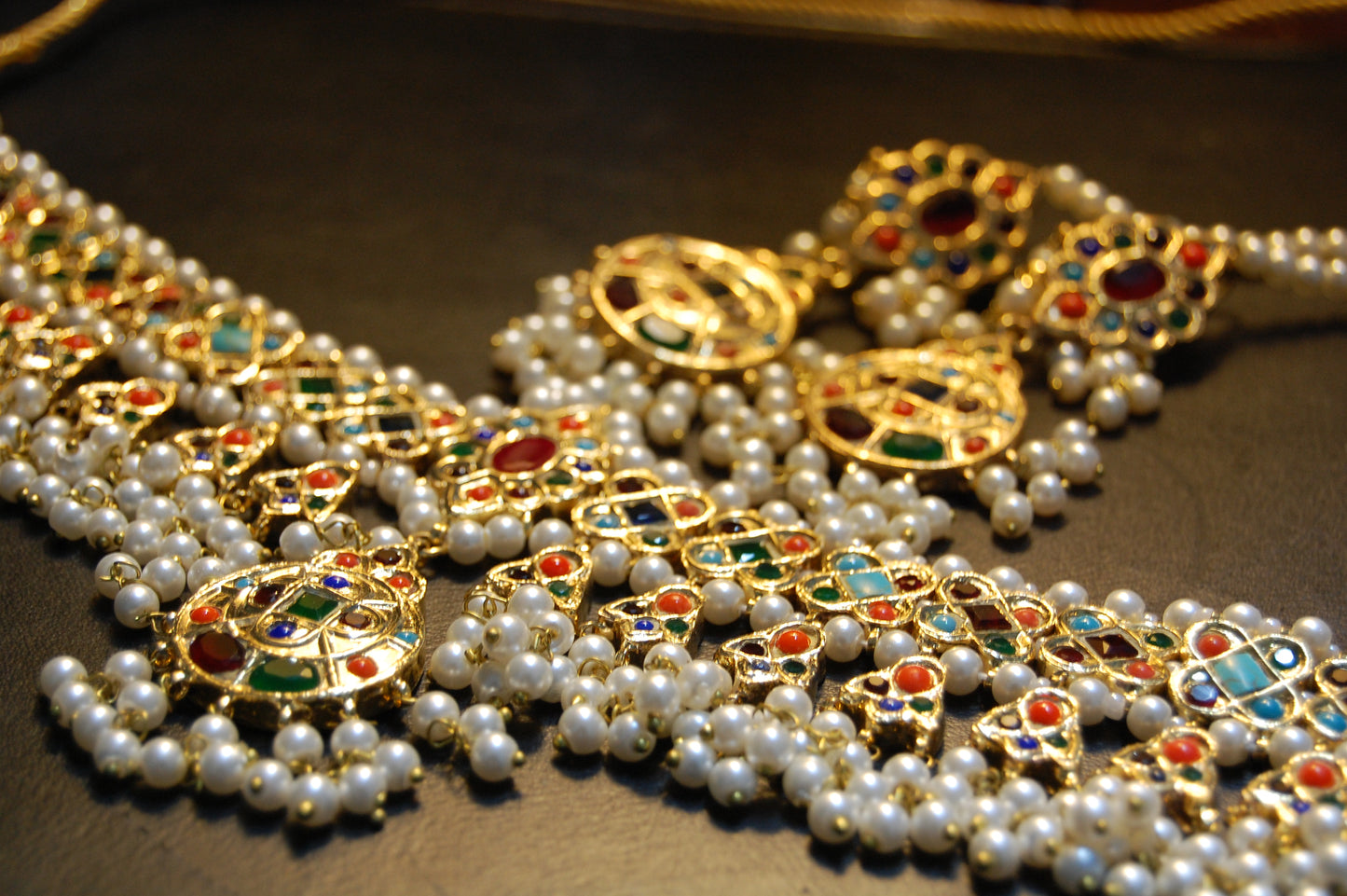 NAURATAN MULTI & PEARLS CHOKER SET