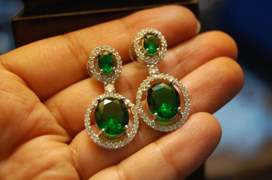 ELEGANT ZIRCON & GREEN EARRINGS