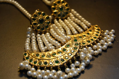JHOOMAR STYLE EARRINGS IN PEARLS & GREEN STONES