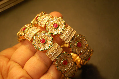 SINGLE FLORAL INDIAN KARA (OPENABLE)