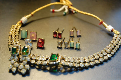 CHANGEABLE EARRINGS & NECKLACE SET