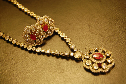 DELICATE RED & ZIRCON NECKLACE SET