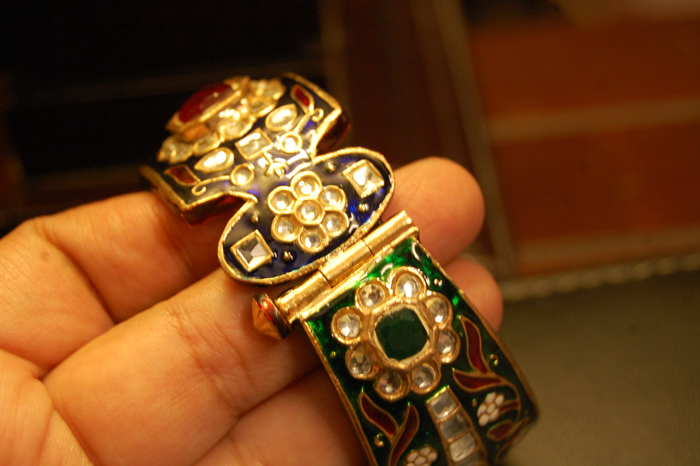 KARA IN MEENA & KUNDAN