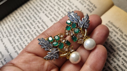 GREEN & ZIRCON EARRINGS