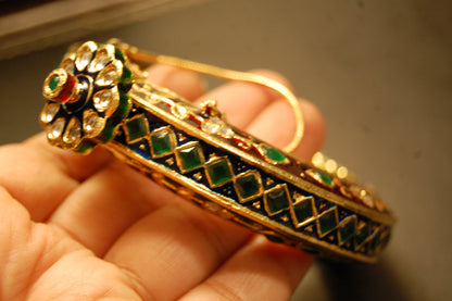 KARA IN MEENA & KUNDAN