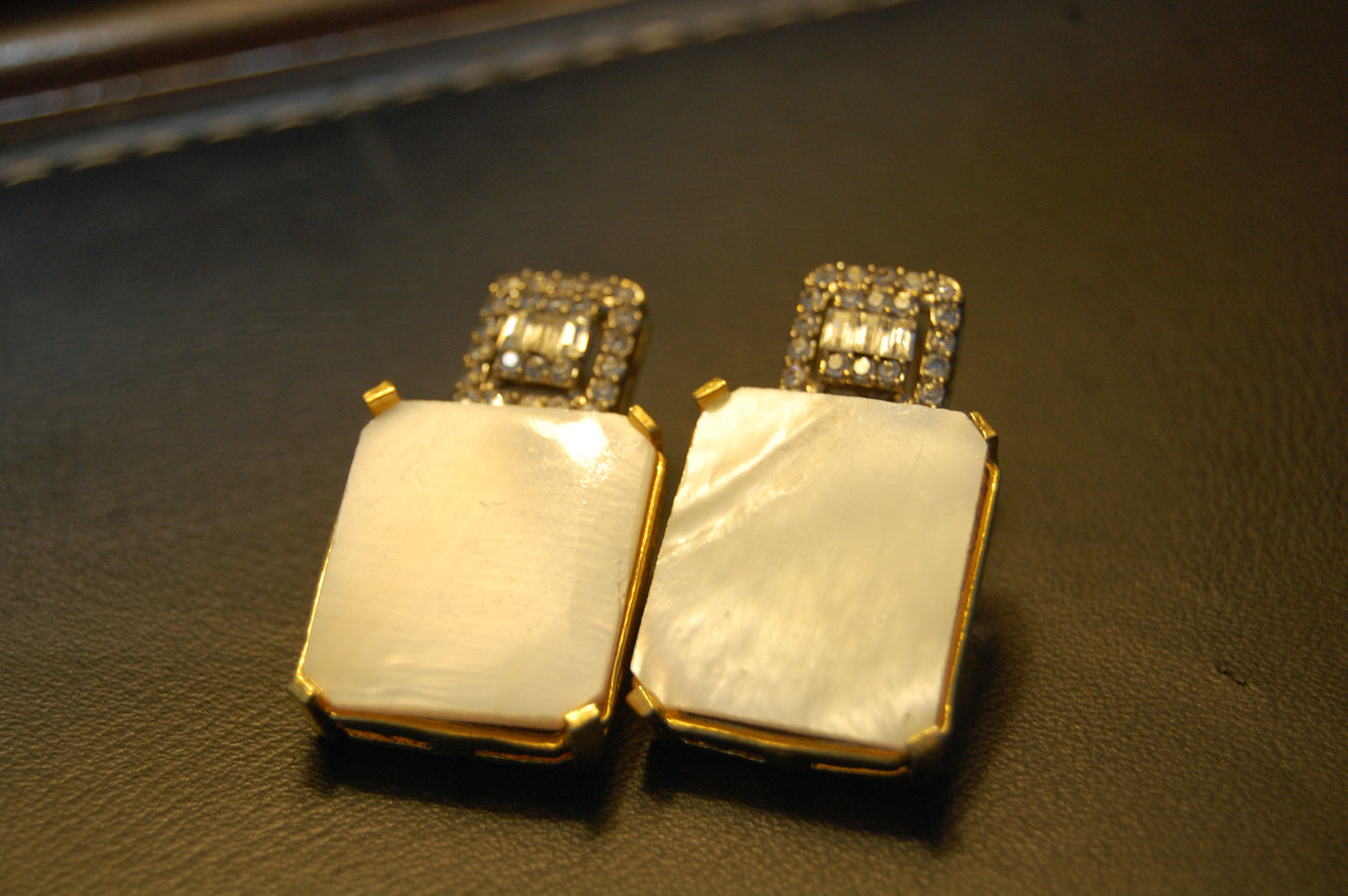 MOTHER OF PEARL & ZIRCON EARRINGS