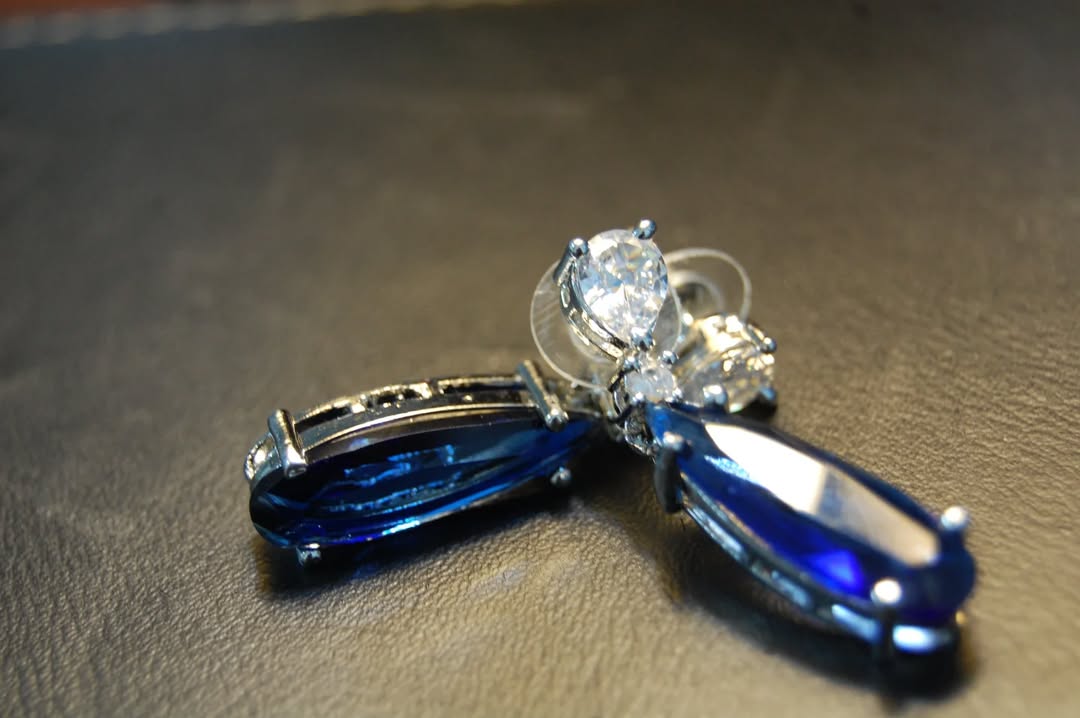 BLUE & ZIRCON EARRINGS