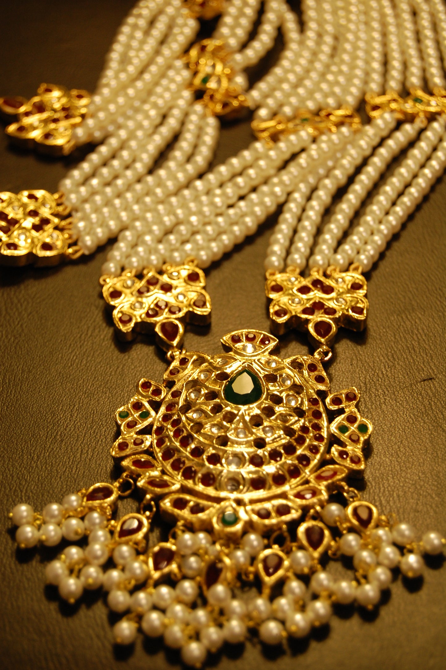 GREEN & RED KUNDAN MALA