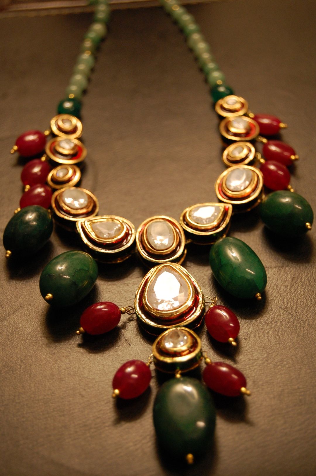 POLKI KUNDAN MALA IN RED & GREEN