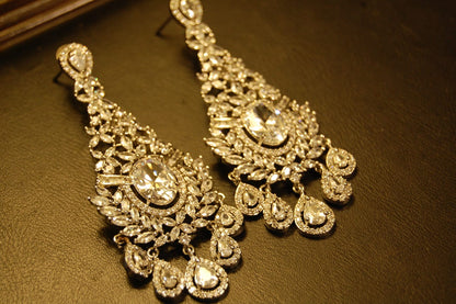 ELEGANT ZIRCON & EARRINGS