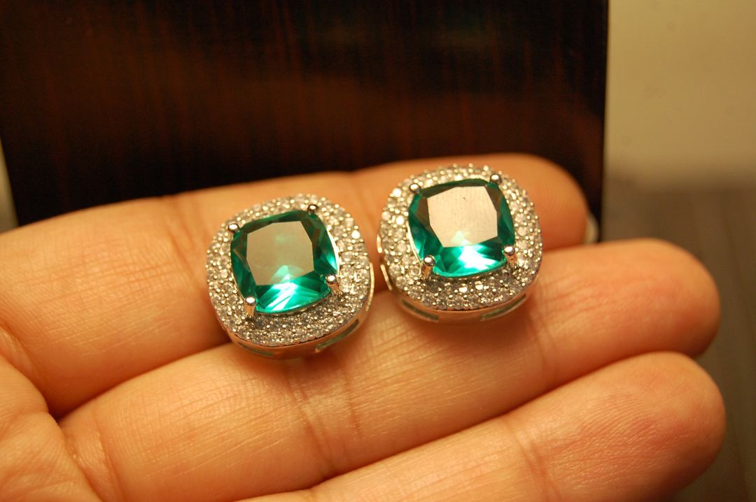 AMERICAN DIAMONDS & SEA GREEN STUDS